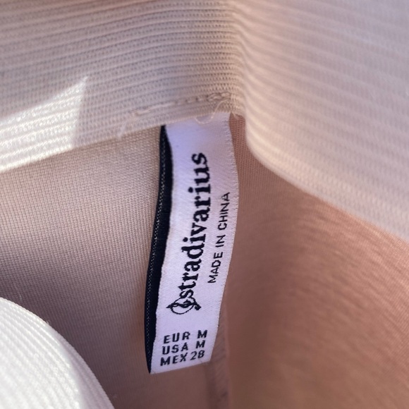 Stradivarius Slit Hem Mini-Skirt - Picture 4 of 4